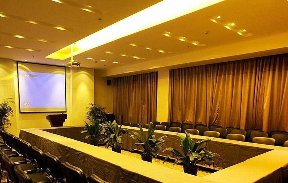 Heyi Hotel Hefei Changjiang Middle Road Экстерьер фото